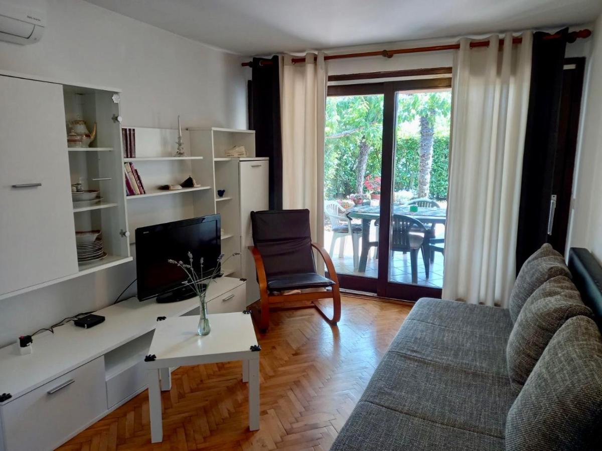 Apartment Lukas Porec Exterior photo